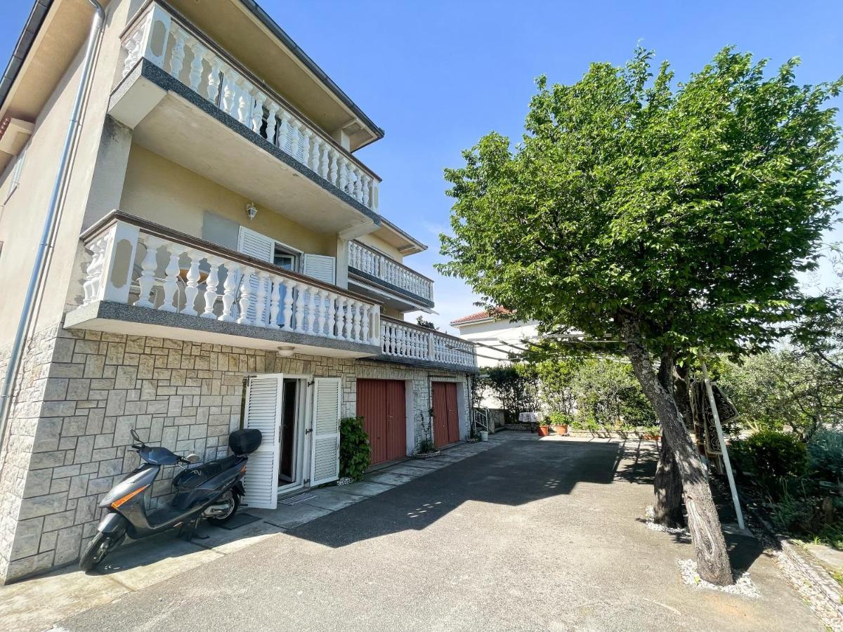 Apartmani Leonarda 卓得诺沃 外观 照片