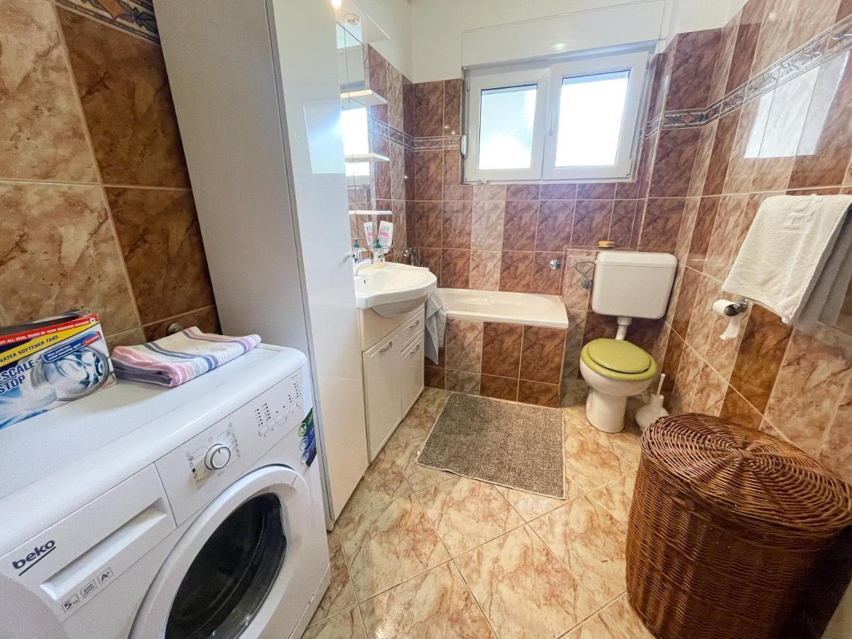 Apartmani Leonarda 卓得诺沃 外观 照片